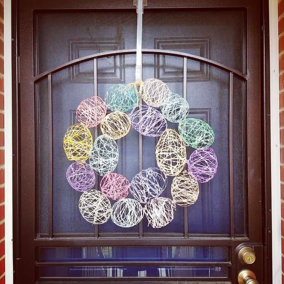 DIY Easter Egg Wreath