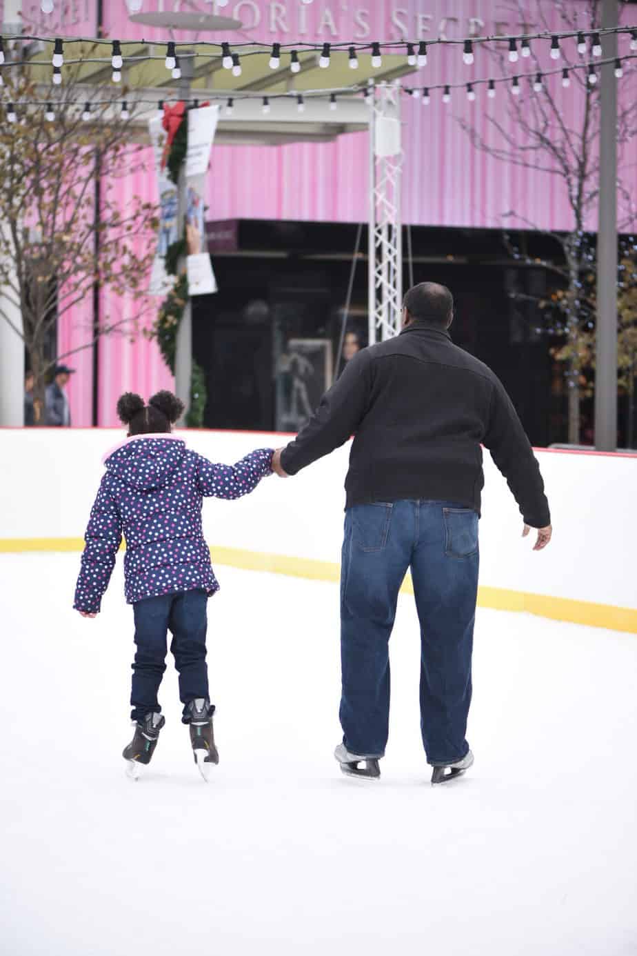 Holiday Fun at Oakbrook Center 