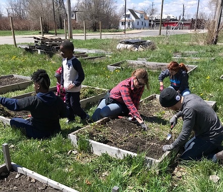 How to Garden When You Have Allergies