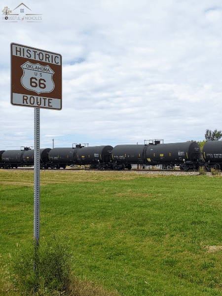 With 432 miles of drivable road - Oklahoma is the longest stretch of Route 66 in the 8 states. Reading part 1 of our series will tell you why! #trippinwithfamily