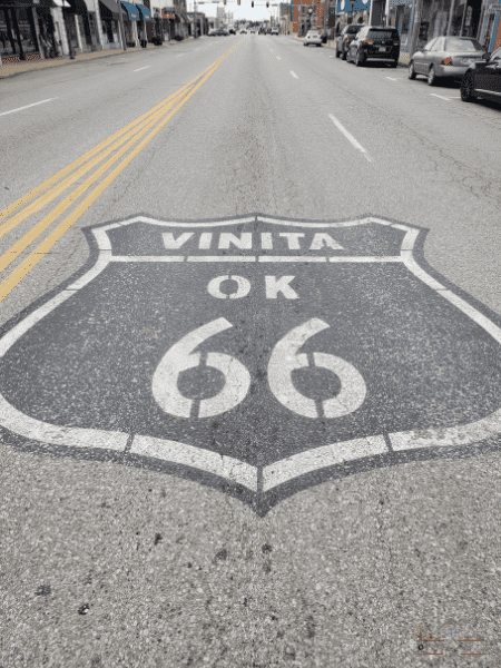 With 432 miles of drivable road - Oklahoma is the longest stretch of Route 66 in the 8 states. Reading part 1 of our series will tell you why! #trippinwithfamily