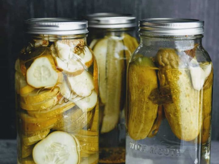 Easy Garlic Dill Pickles 