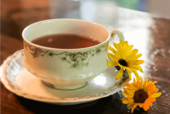 Homestead Blog Hop Feature - 19-Uses-For-Calendula-Tea