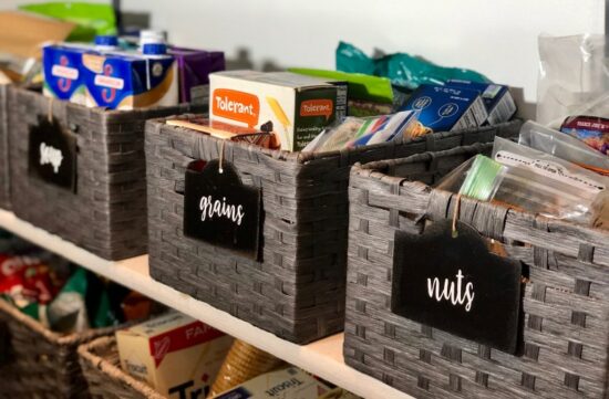 Homestead Blog Hop Feature - How to Organize a Pantry in 7 easy steps