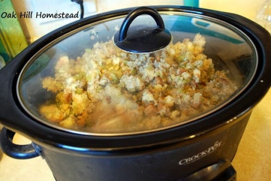 Homestead Blog Hop Feature - Crockpot Stuffing Recipe
