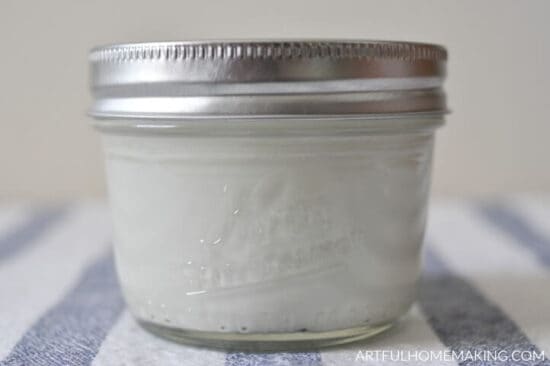Homestead Blog Hop Feature - diy-natural-sunscreen