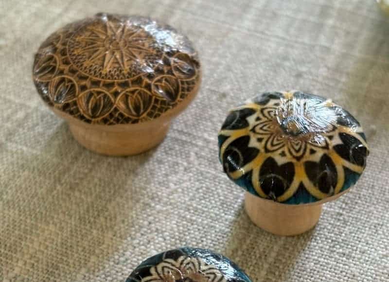 Homestead Blog Hop Feature - Decoupaged Wooden Knobs