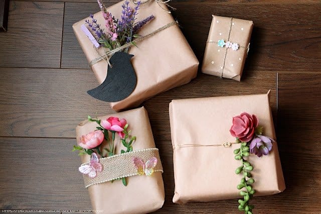 Homestead Blog Hop Feature - 4 Easy Floral Gift Wrapping Ideas