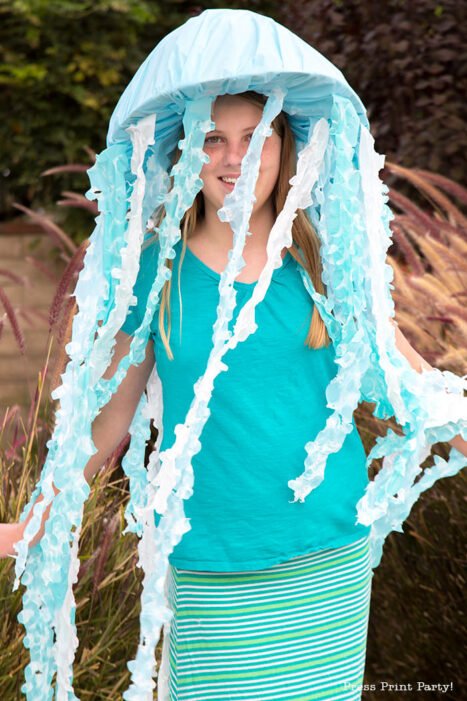 Homestead Blog Hop Feature - Awesome Jellyfish Costume DIY